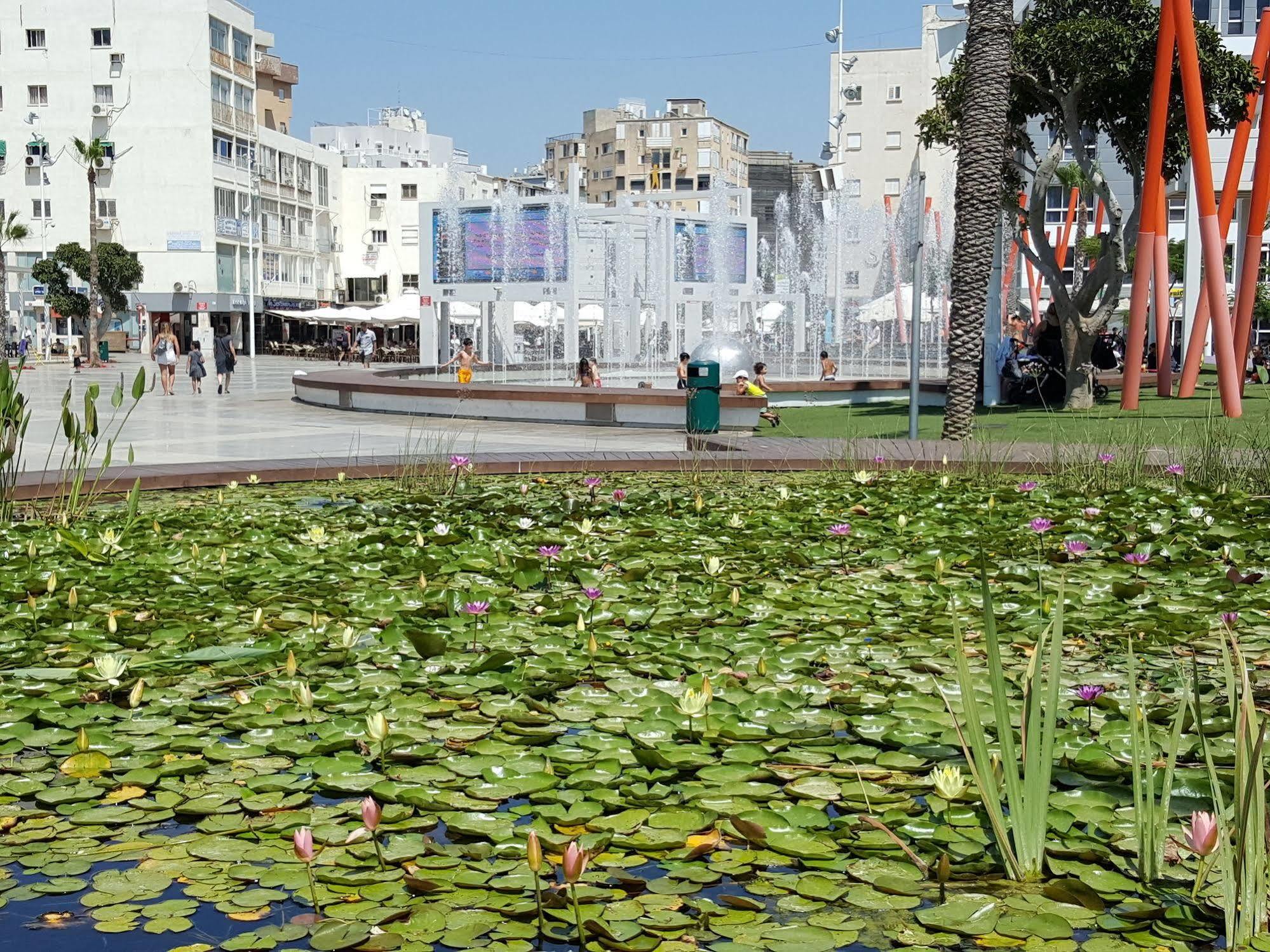 Netanya Motel Pierre Екстер'єр фото