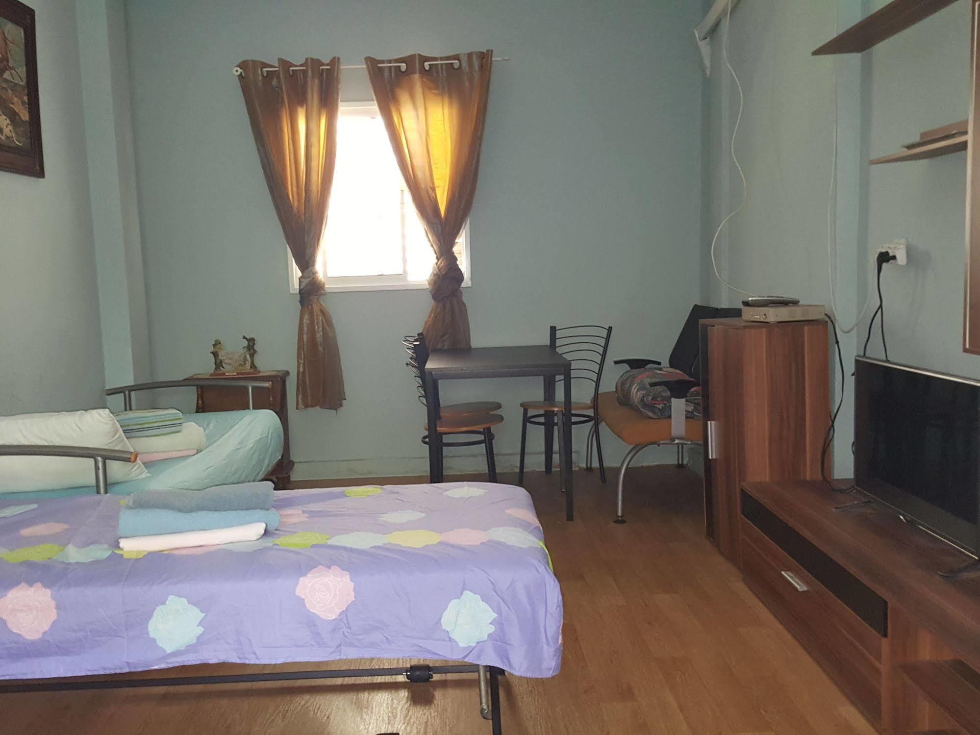 Netanya Motel Pierre Екстер'єр фото